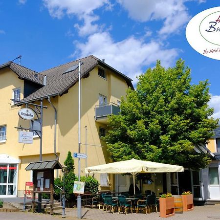Hotel Burgklause Nickenich Exteriör bild